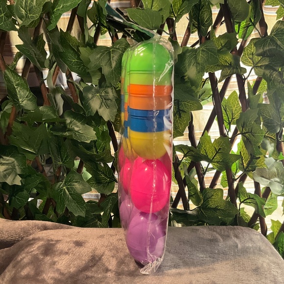 New Paw Patrol Chase Easter/HalloweenBucket & 24 Easter Eggs - Picture 10 of 14